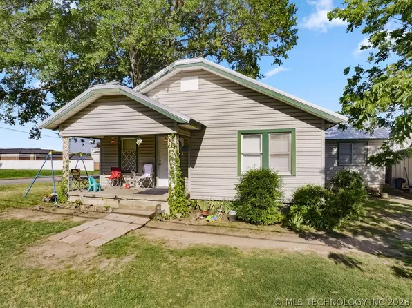 824 S California Ave, Atoka, OK 74525