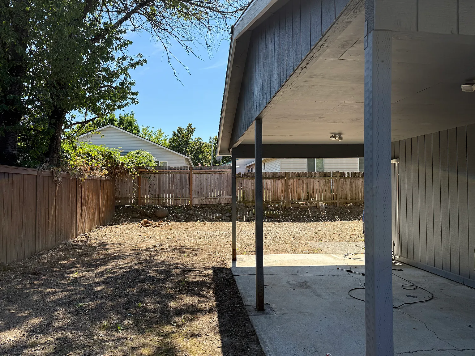 3 bed, 1140 sqft, $2,200 — Photo 4