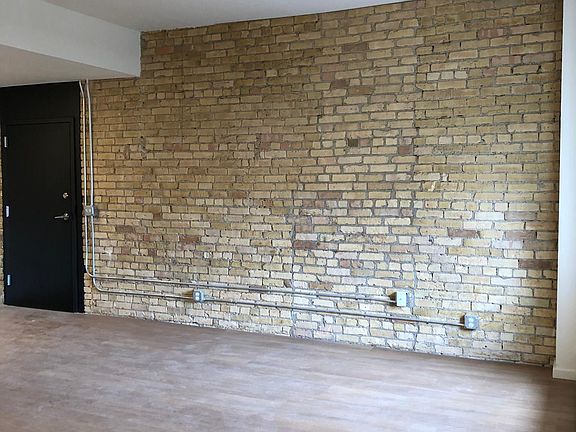 4th image of 2100 Blaisdell Ave