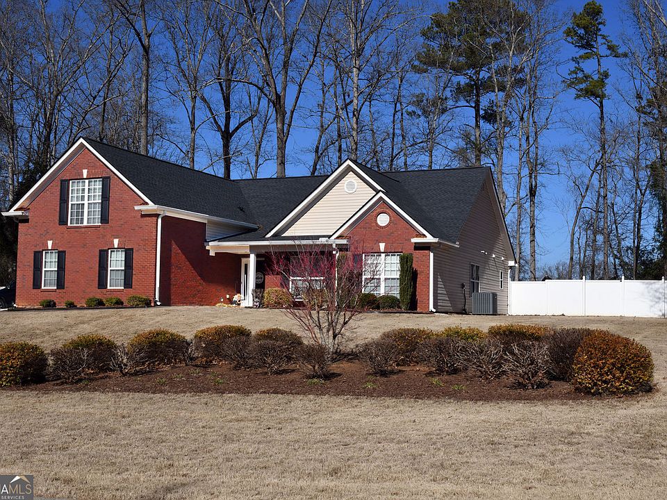 1st image of 258 Summit Chase Dr