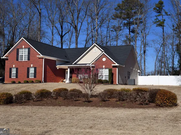 258 Summit Chase Dr, Jefferson, GA 30549