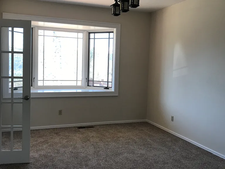 301 Timberline Dr — Photo 11
