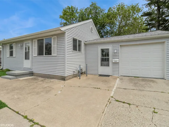 314 E 19th St S, Newton, IA 50208