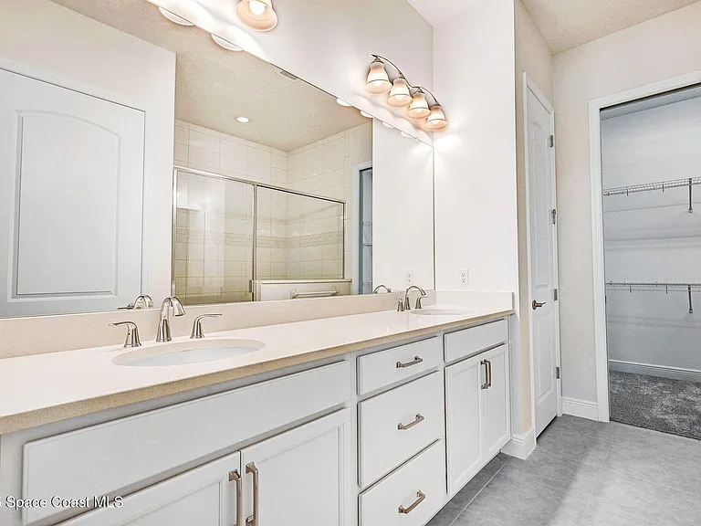 2988 Pangea Cir — Photo 33