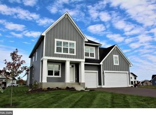 11080 41st Street Cir N, Lake Elmo, MN 55042