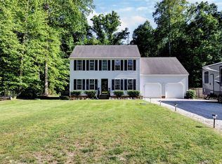 18340 Barham Woods Dr, Barhamsville, VA 23011