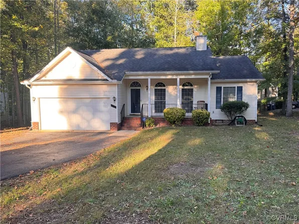 80 Glass Cv, Ruther Glen, VA 22546