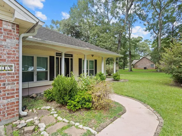 919 Huckleberry, Village Mills, TX 77663