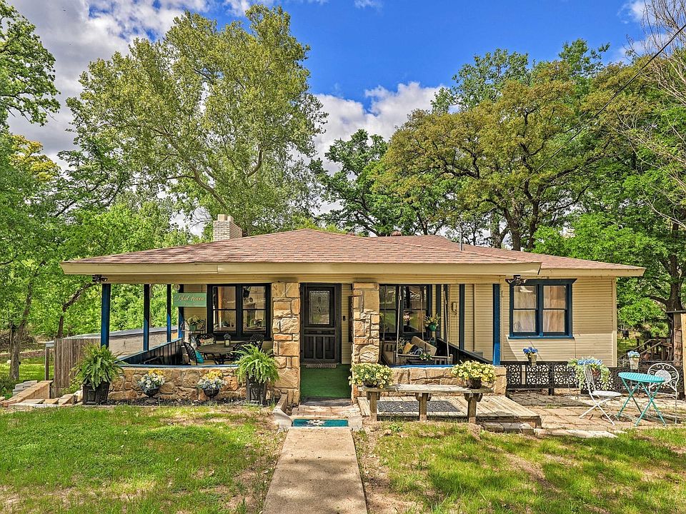1st image of 9886 Lake Haven Cir