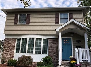 119 Wolverine St, Staten Island, NY 10306
