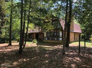 Peninsula Dr, Carriere, MS 39426