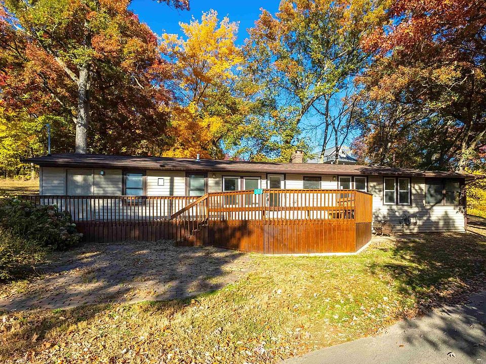 1st image of 1716 18th Avenue Ct