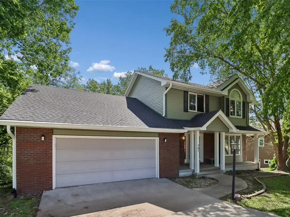 701 SE 61st St, Pleasant Hill, IA 50327