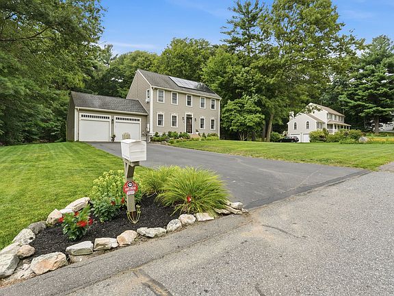 4th image of 21 Wildflower Dr