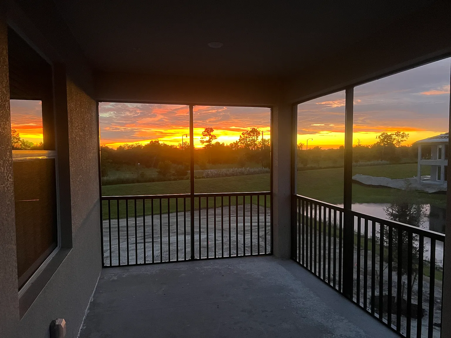 3 bed, 2110 sqft, $3,000 — Photo 2