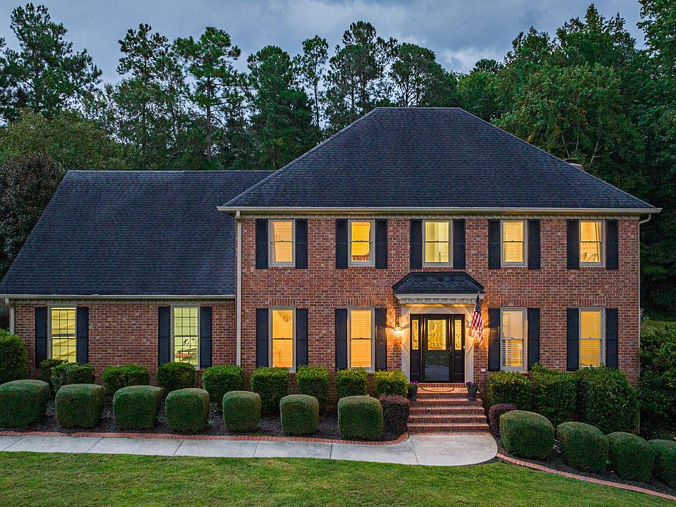 1st image of 4121 N Knollcrest Circle