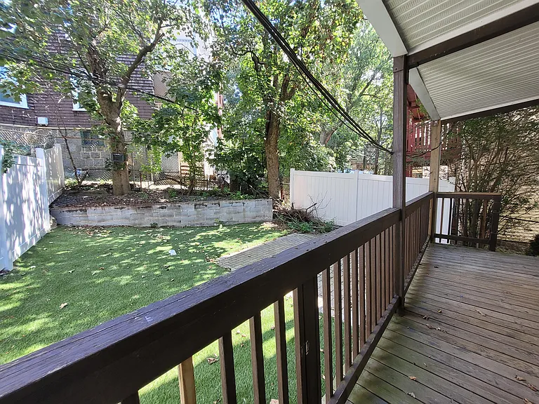 21 Rowell St #3 — Photo 10