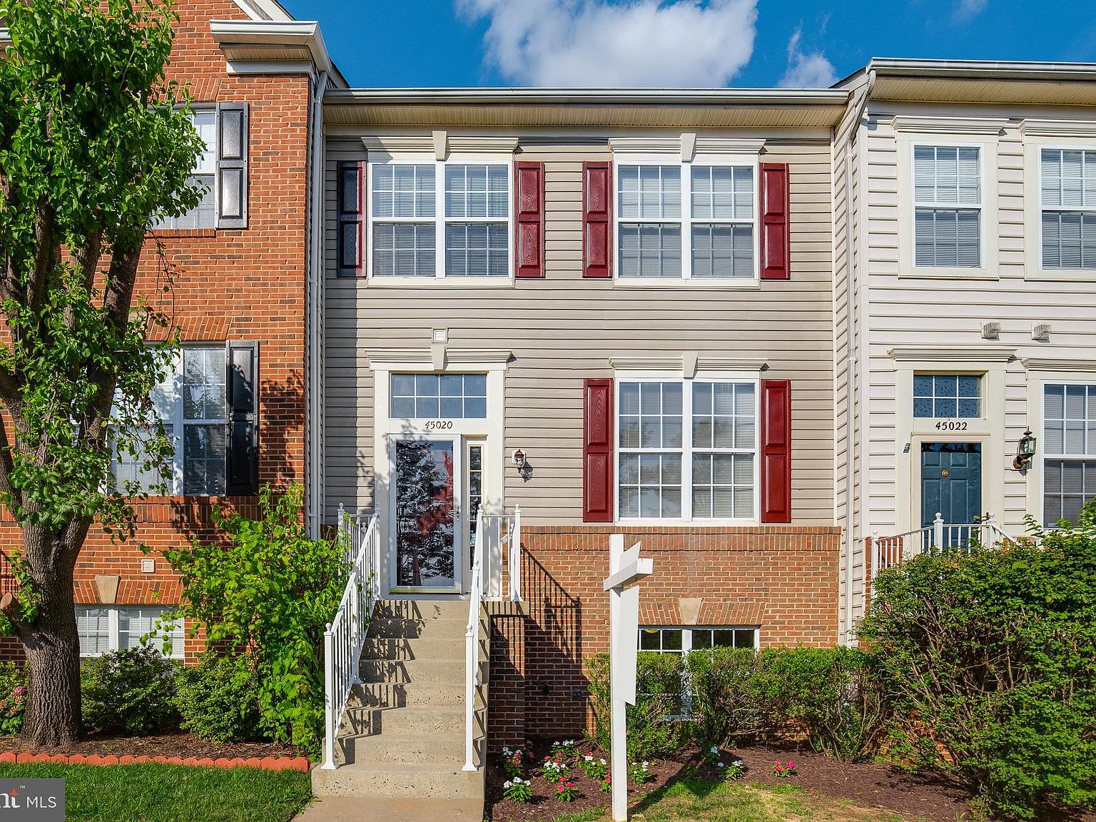 45020 University Dr, Ashburn, VA 20147 | Zillow