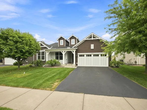 8270 Arrowwood Ln N, Maple Grove, MN 55369