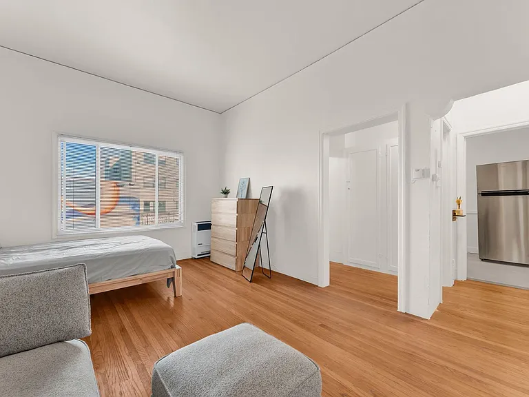 2091 California Street — Photo 10