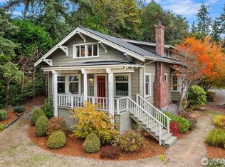 603 Landmark Court NE, Bainbridge Island, WA 98110