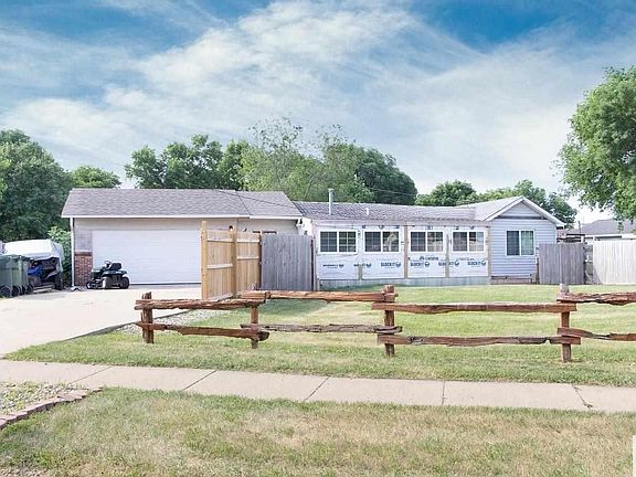 5th image of 1712 Wright Ave