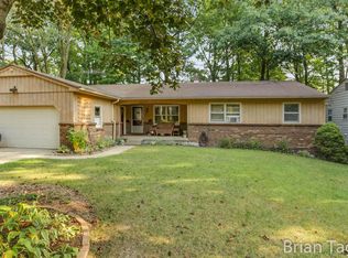 5710 Ridgebrook Dr SE, Kentwood, MI 49508