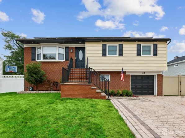 44 Shirley Blvd, Old Bridge, NJ 08857