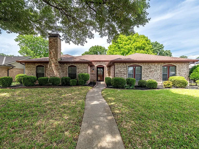 2705 Lawndale Dr — Photo 26