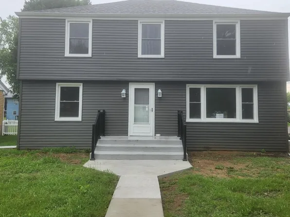 518 Aber DRIVE #520, Waterford, WI 53185