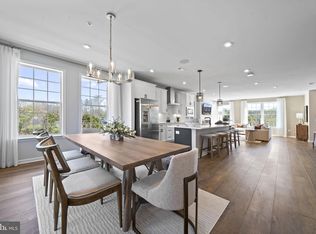 13543 Innovation Station Loop, Herndon, VA 20171