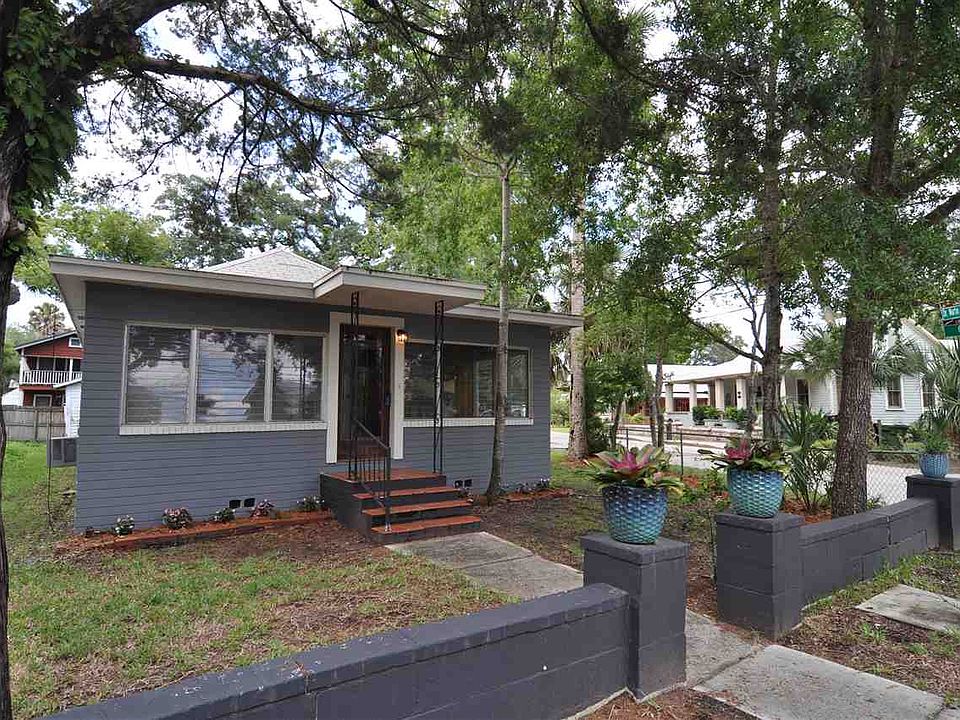 2nd image of 98 Cerro St