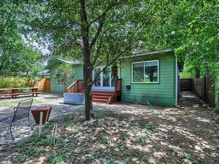 210 Nelray Blvd — Photo 21