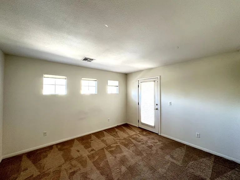 3224 Bishop Pine St — Photo 22