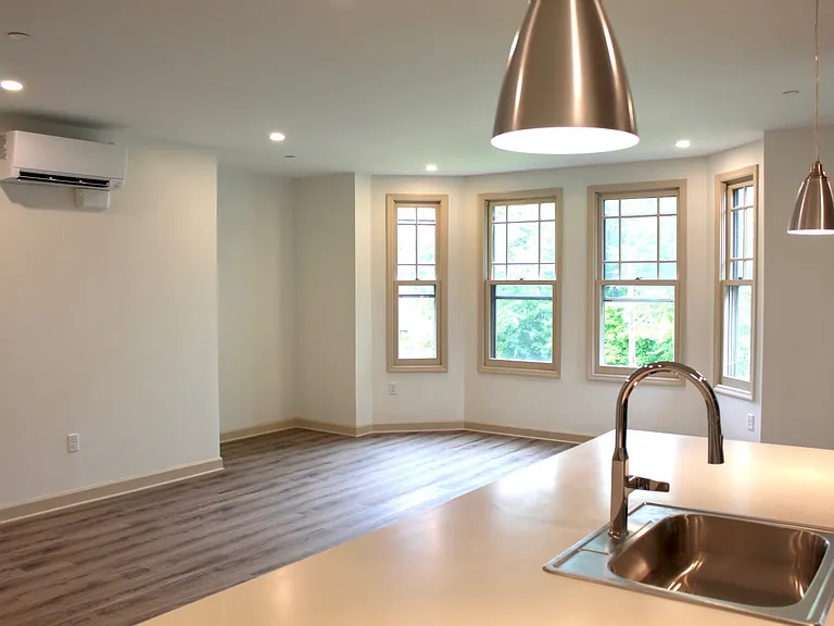 406 Delaware Ave #204 — Photo 12