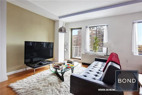 Sold by Bond New York | media 1
