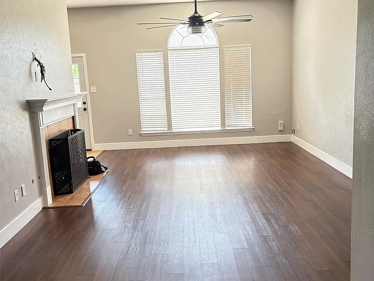 20315 Aspenwilde Dr — Photo 7