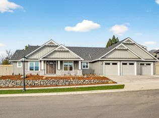 4043 Sunleaf Ave, Medford, OR