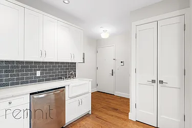 Rented by Rennit Inc.