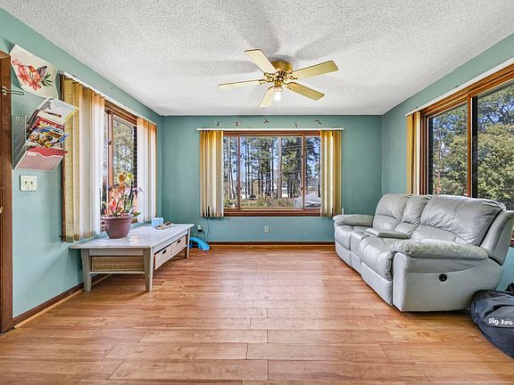 3rd image of 1531 Alma Rd