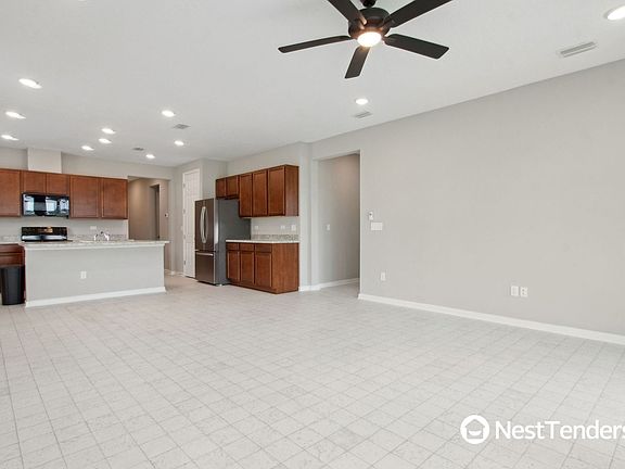 5th image of 95408 Corsica Ct
