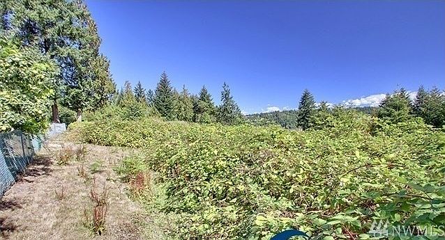 1st image of 1721 187th Ave NE