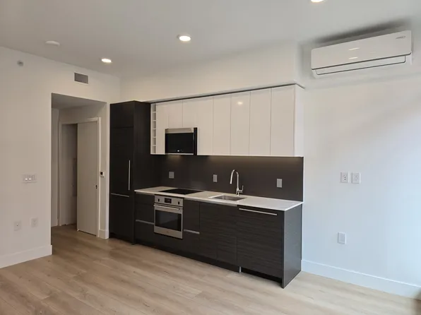 333 Carrall St, Vancouver, BC