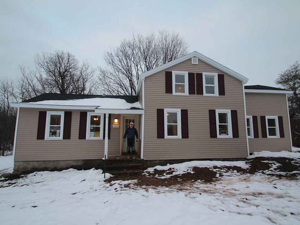 1st image of 129 Clarendon St