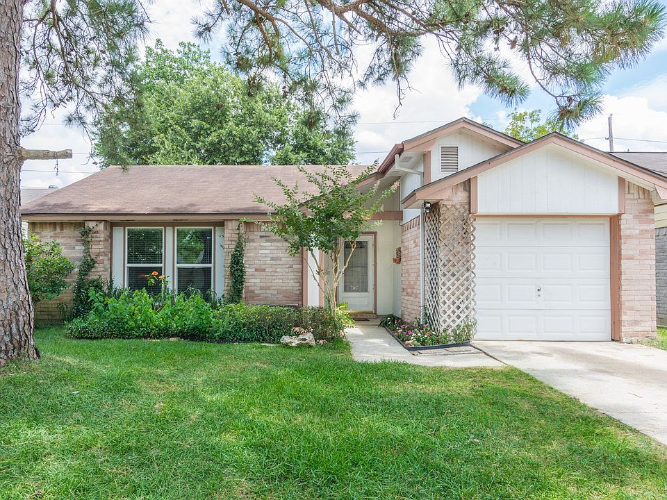 1st image of 12642 Hickory Bend Dr
