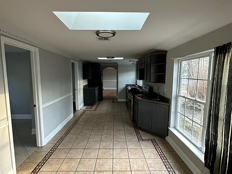 the eat in side of the kitchen