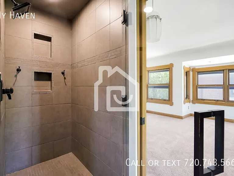 1121 S Williams St — Photo 22