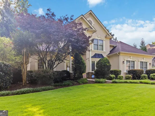 3243 Chipping Wood Ct, Milton, GA 30004