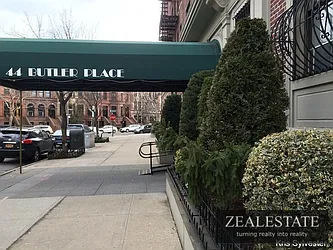 Rented by ZealEstate Group Inc