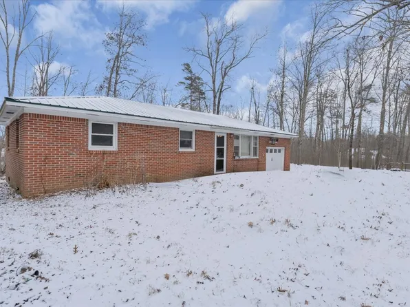 646 Main St, Altamont, TN 37301